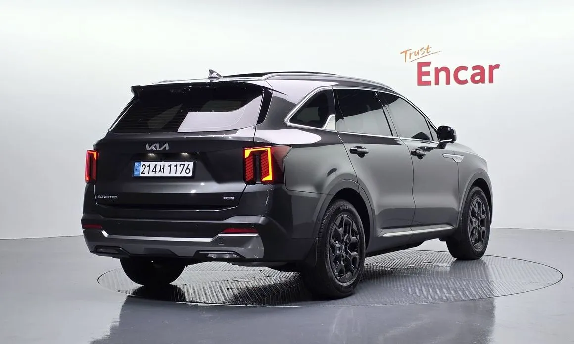 Kia Sorento — фото 4