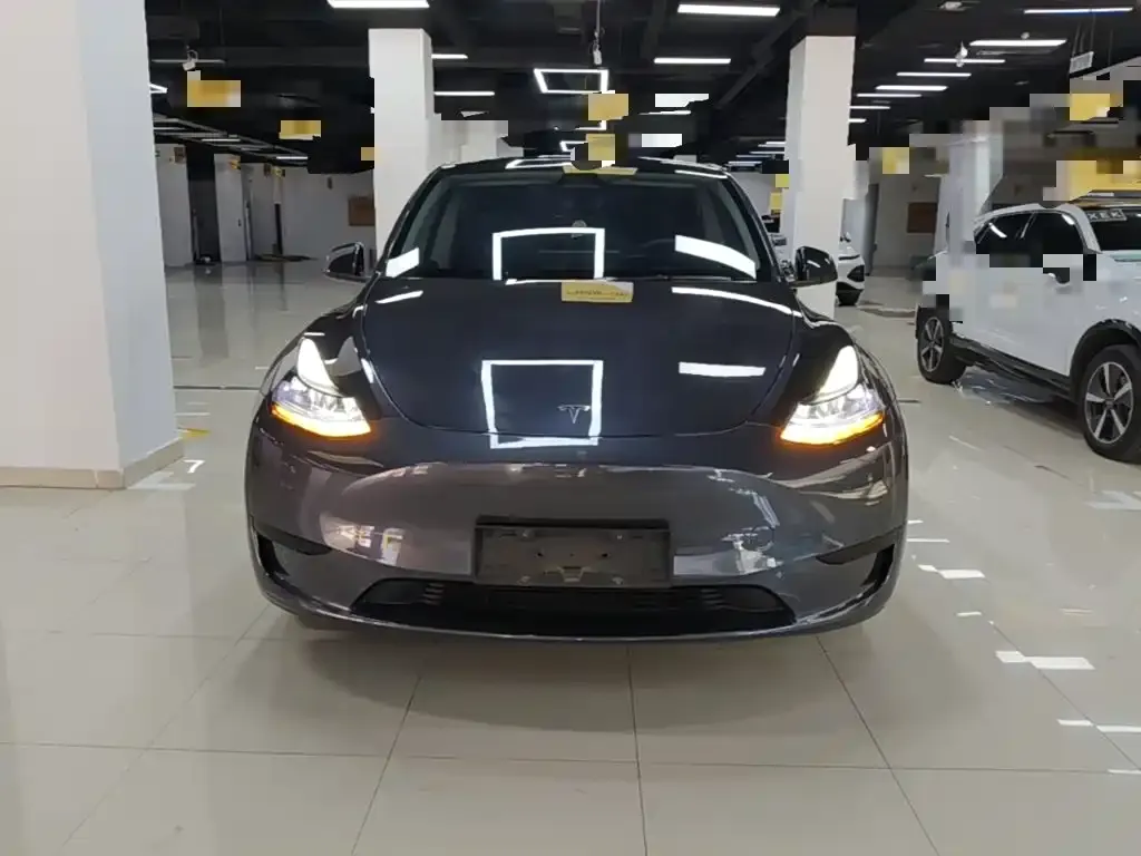 Tesla Model Y — фото 7