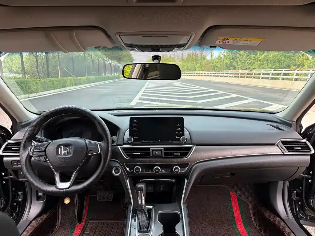 Honda Accord — фото 3