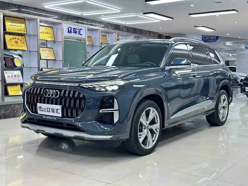 Audi Q6 — фото 1
