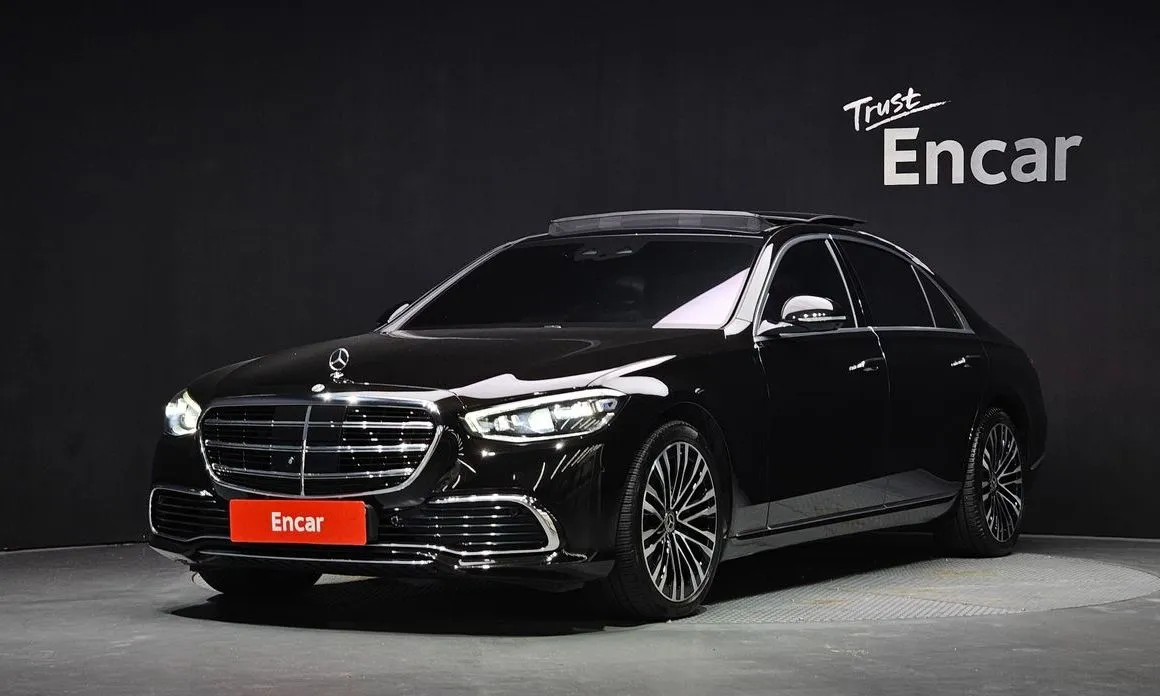 Mercedes-Benz S-Class — фото 1