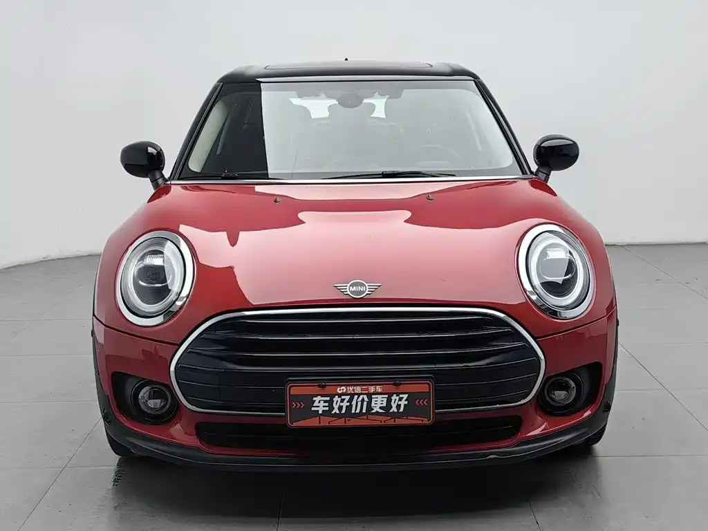MINI Clubman — фото 3