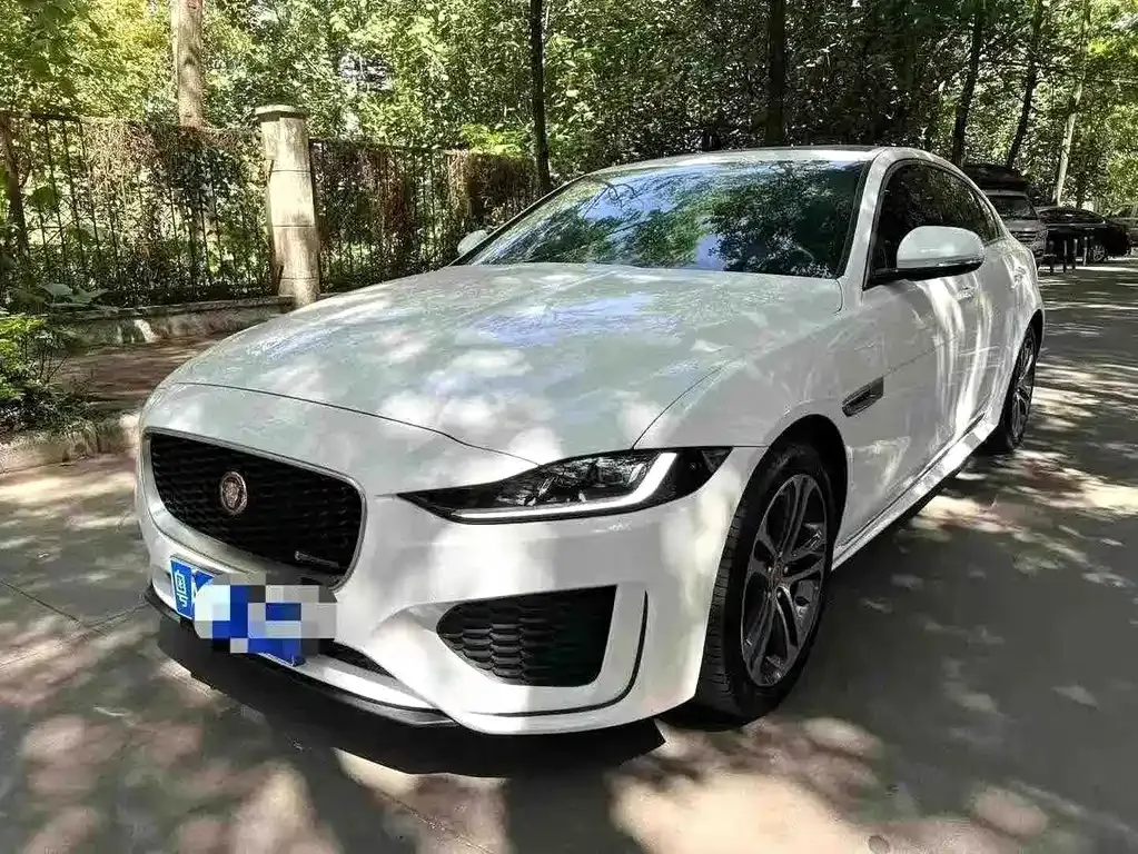 Jaguar XEL — фото 1