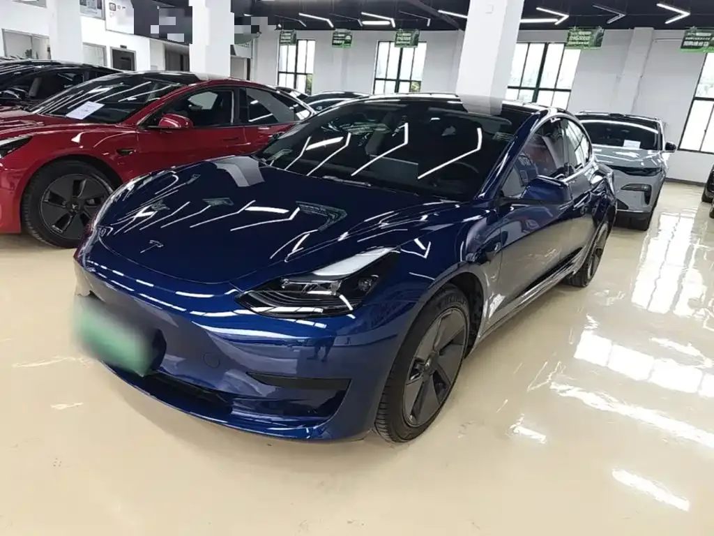 Tesla Model 3 — фото 8