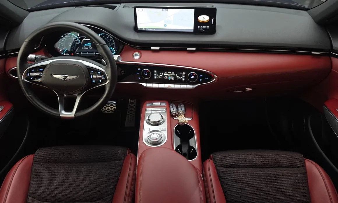 Genesis GV70 — фото 10