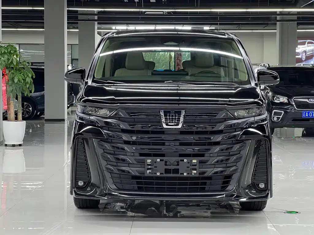 Toyota Vellfire — фото 9