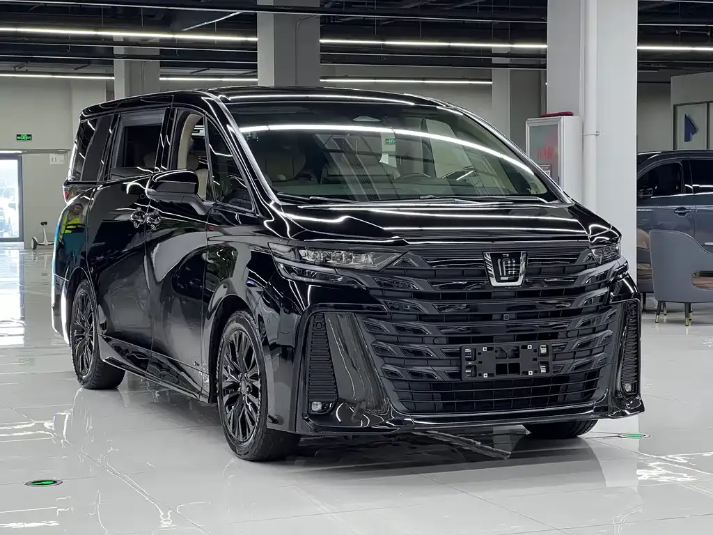 Toyota Vellfire — фото 4