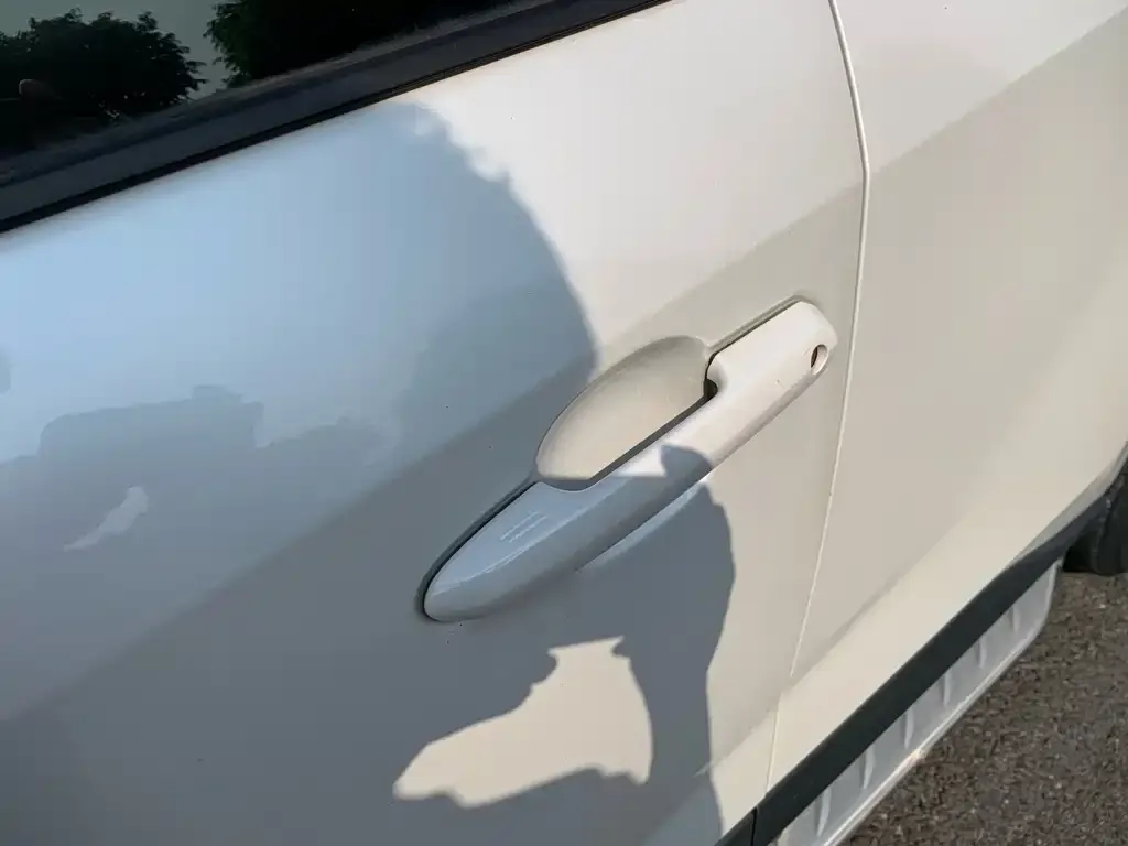 Toyota RAV4 — фото 2