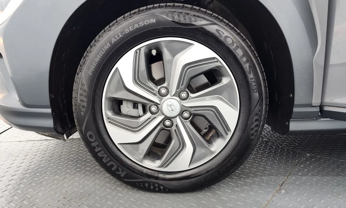 Hyundai Kona — фото 10