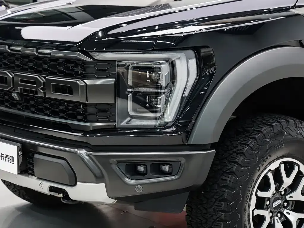 Ford F-150 Raptor — фото 10