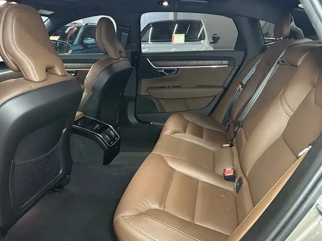 Volvo S90 — фото 2