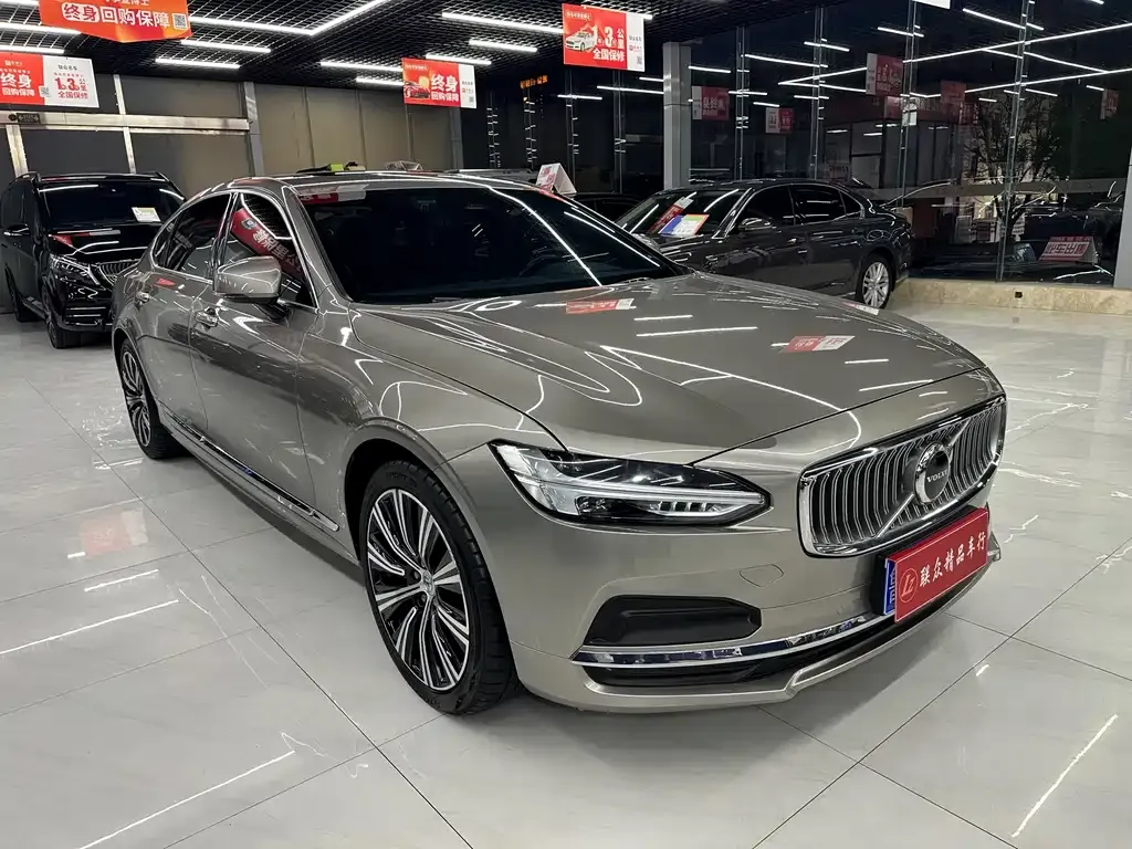 Volvo S90 — фото 9