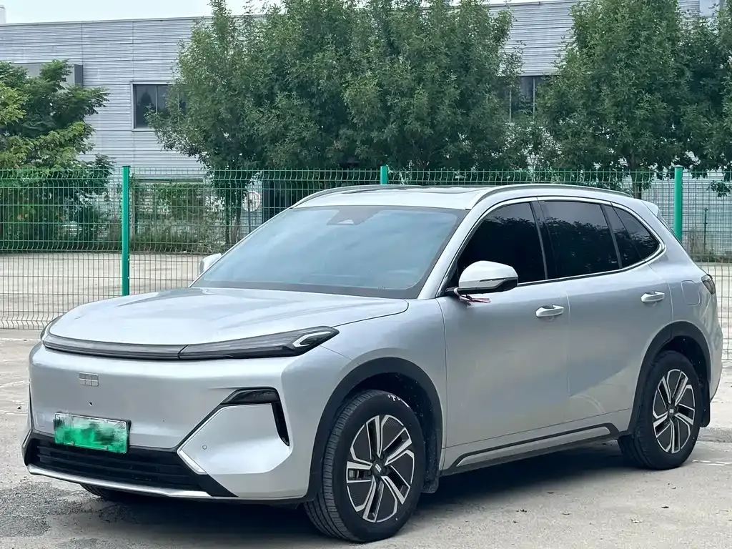 Geely Galaxy Xingjian 7 — фото 1