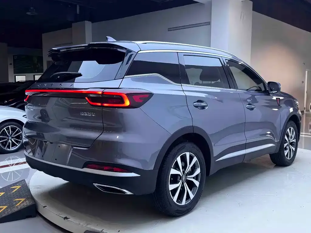 Chery Tiggo 7 PLUS — фото 8