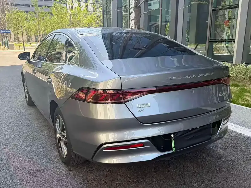BYD Qin PLUS — фото 9