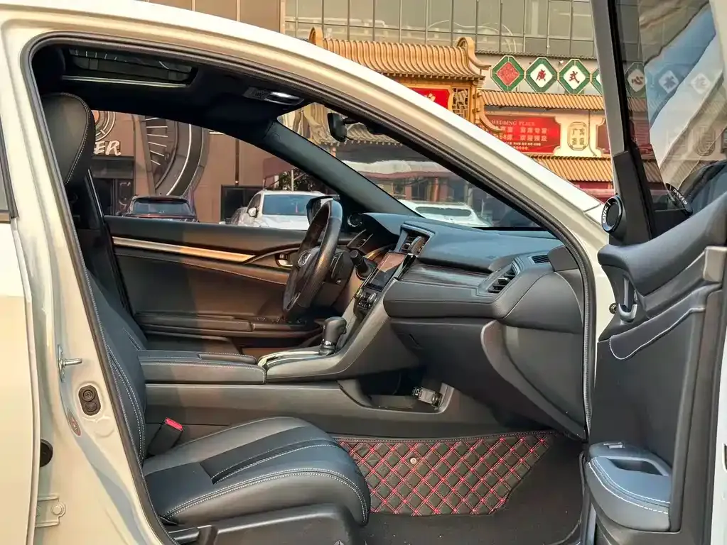 Honda Civic — фото 2