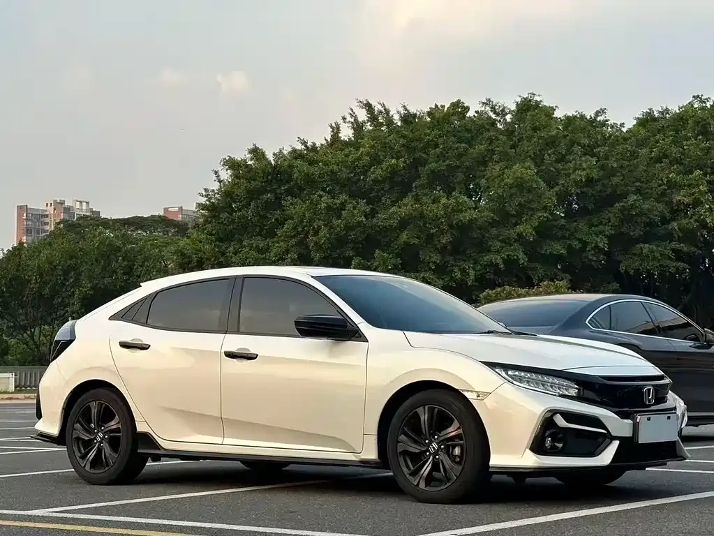 Honda Civic — фото 5