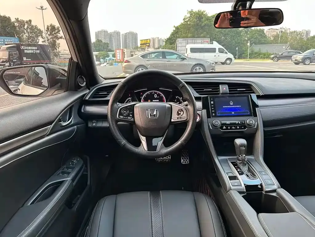 Honda Civic — фото 6