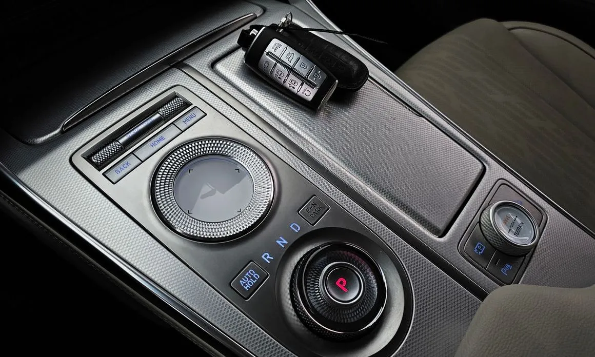 Genesis GV80 — фото 2