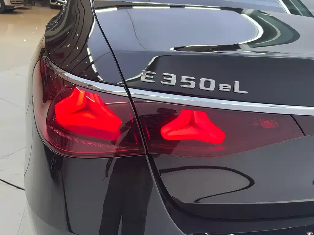 Mercedes-Benz E-Class New Energy — фото 2