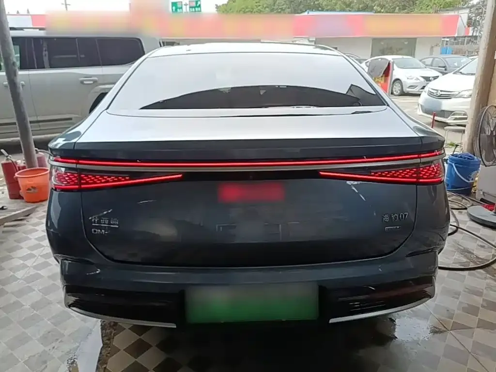 BYD Seal 07 DM-i — фото 3