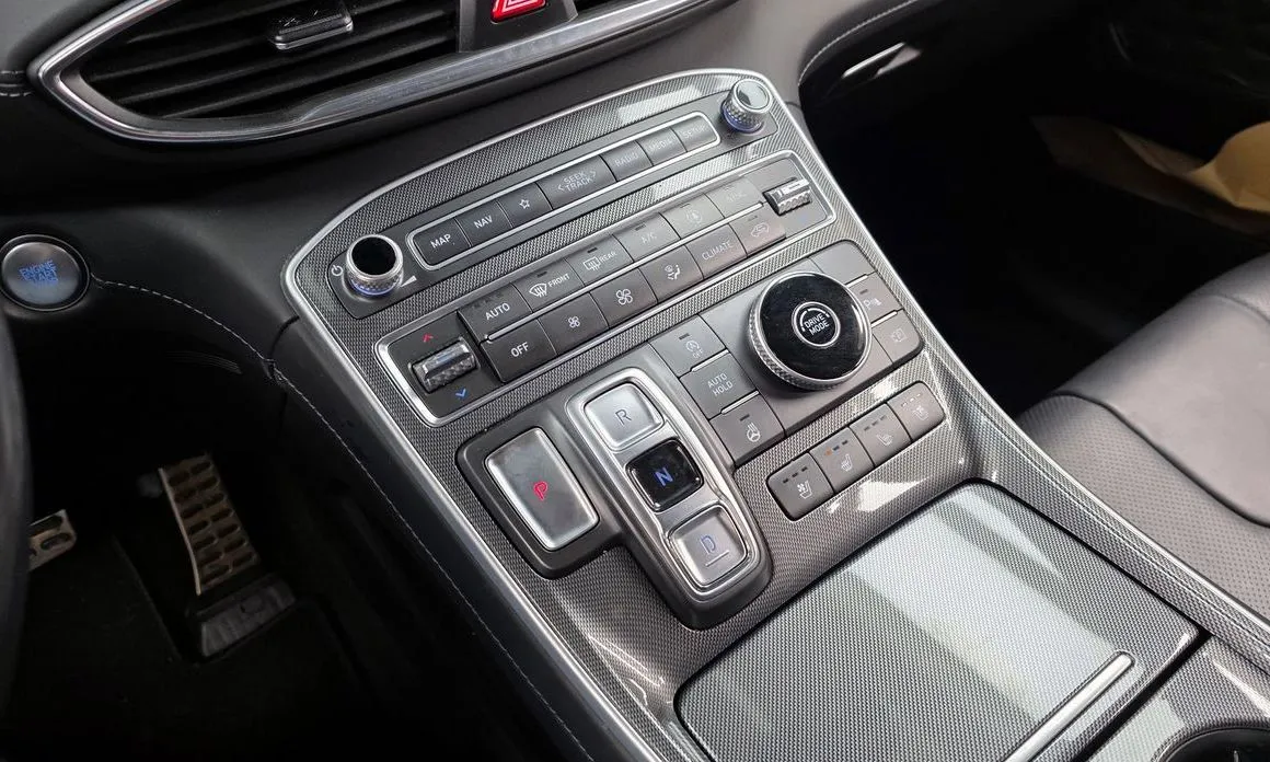 Hyundai Santafe — фото 8