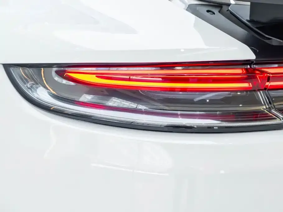 Porsche Panamera Hybrid — фото 2