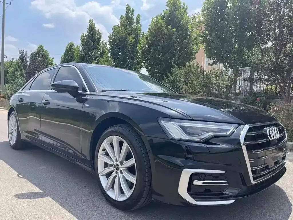 Audi A6L — фото 8