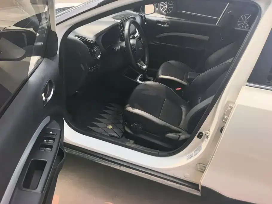 Kia KX1 — фото 3