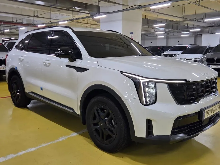 Kia Sorento — фото 1