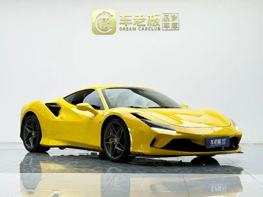 Ferrari F8 — фото 10