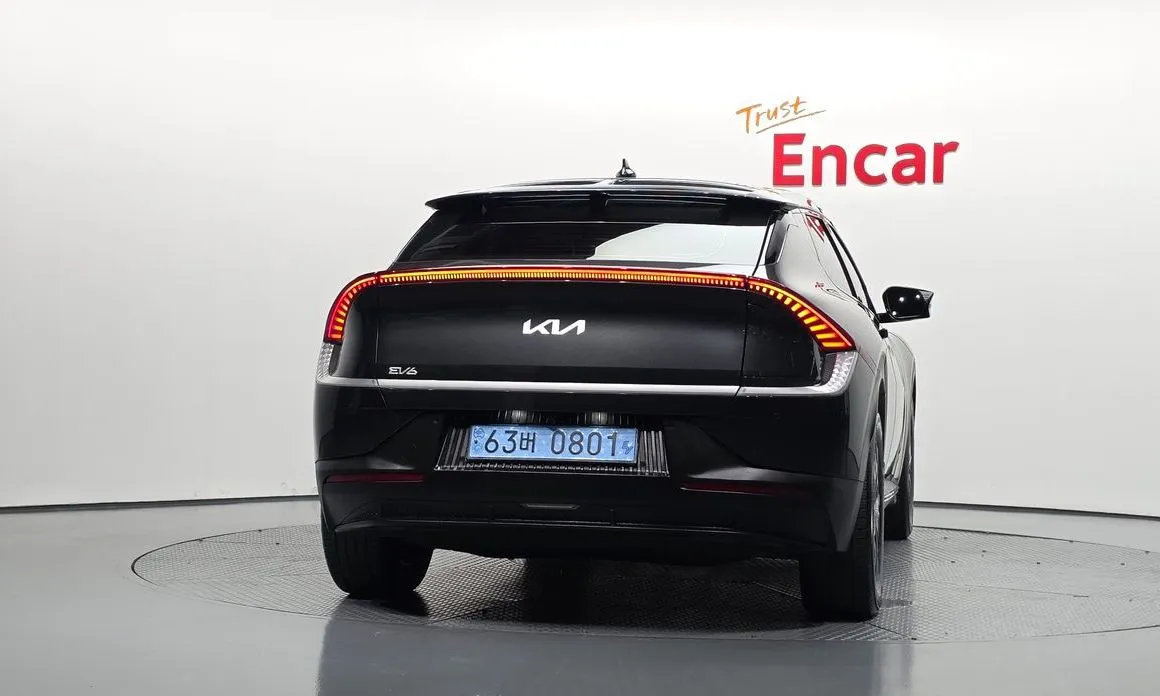 Kia EV6 — фото 7