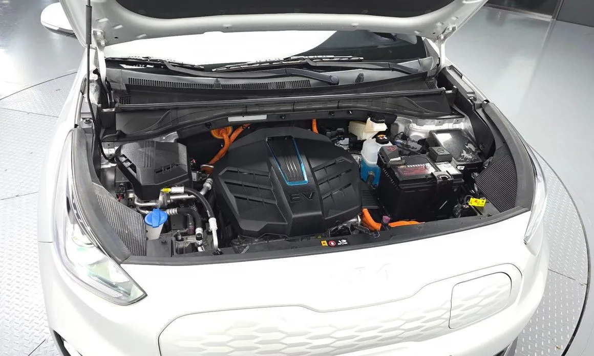 Kia Niro — фото 10
