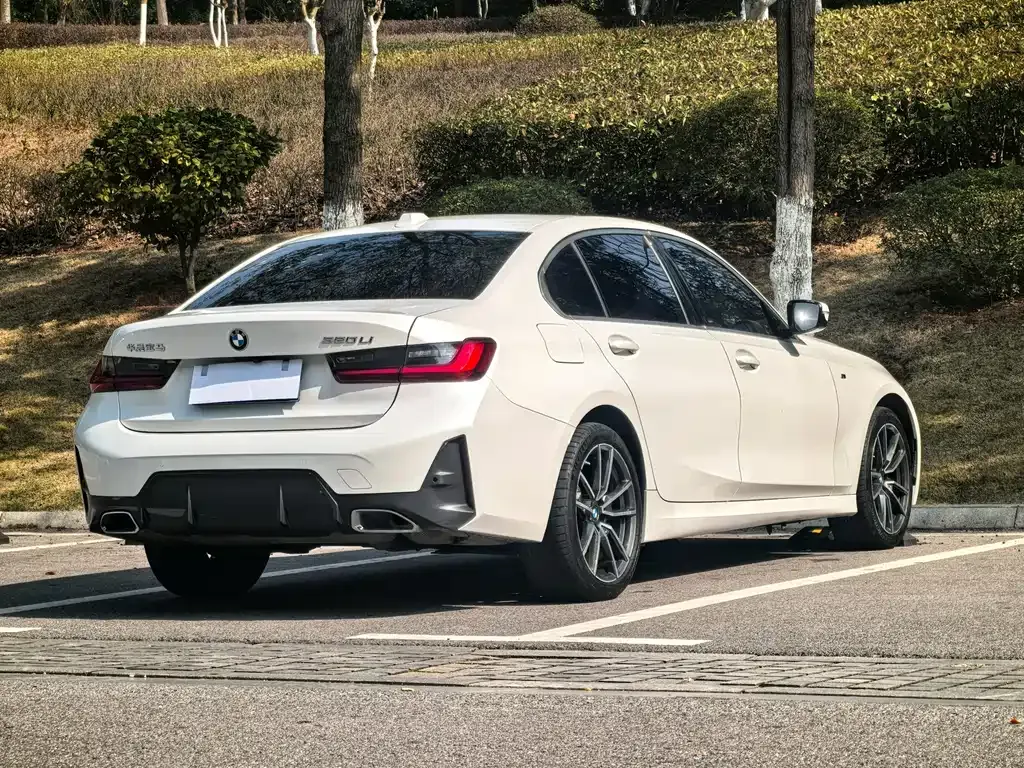 BMW 3 Series — фото 7