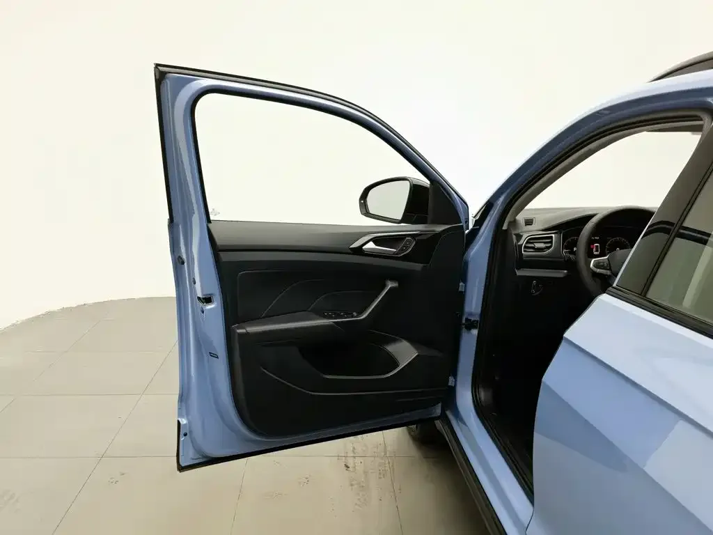 Volkswagen Tharu — фото 7