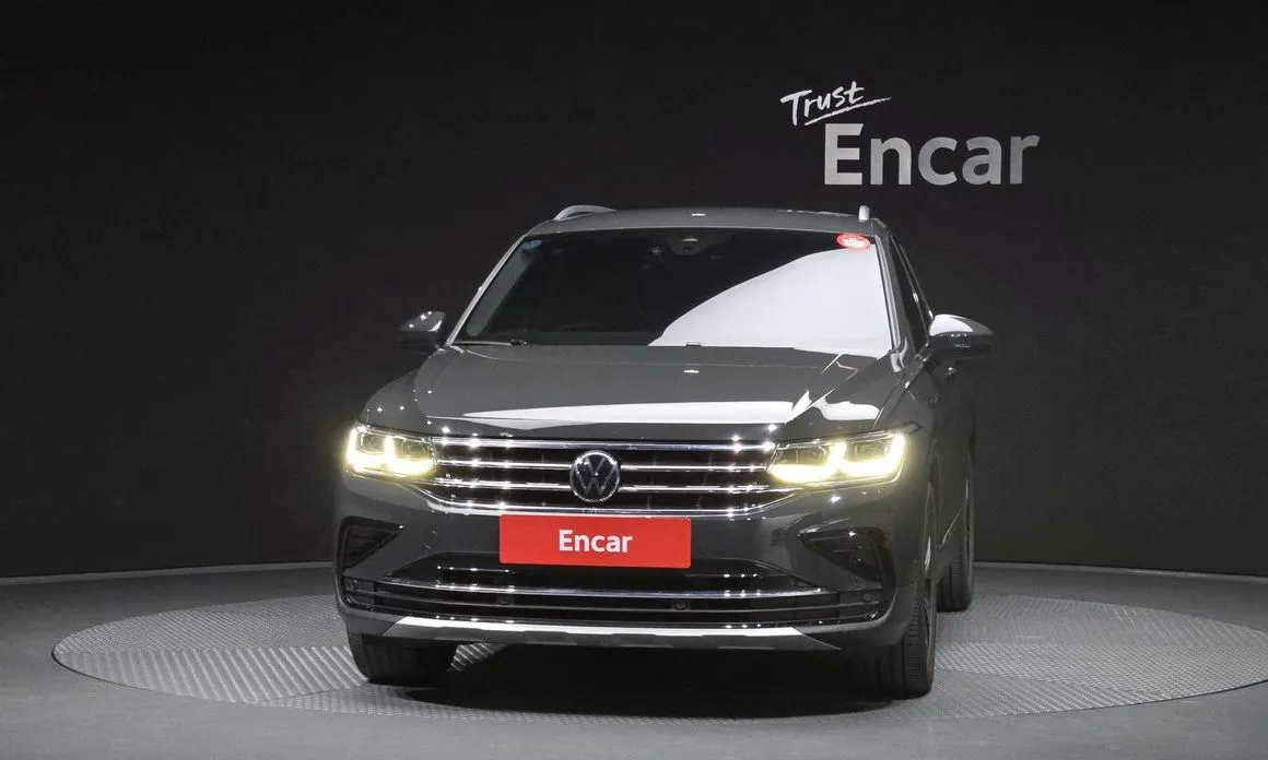 Volkswagen Tiguan — фото 8