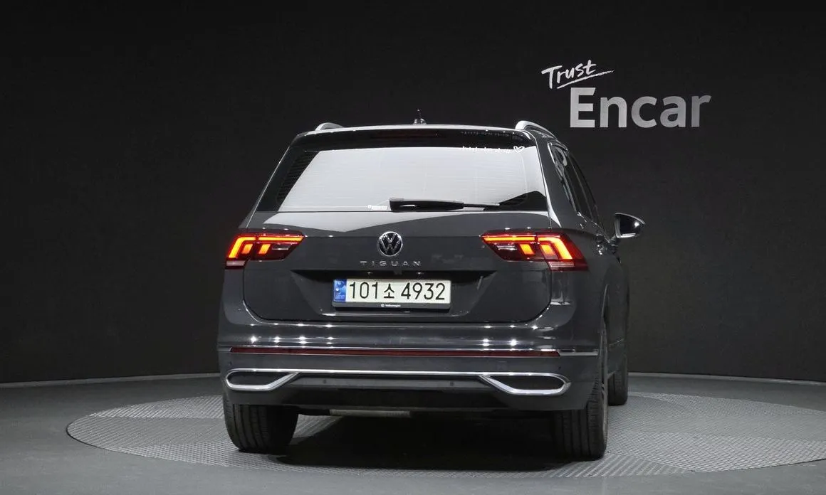 Volkswagen Tiguan — фото 5