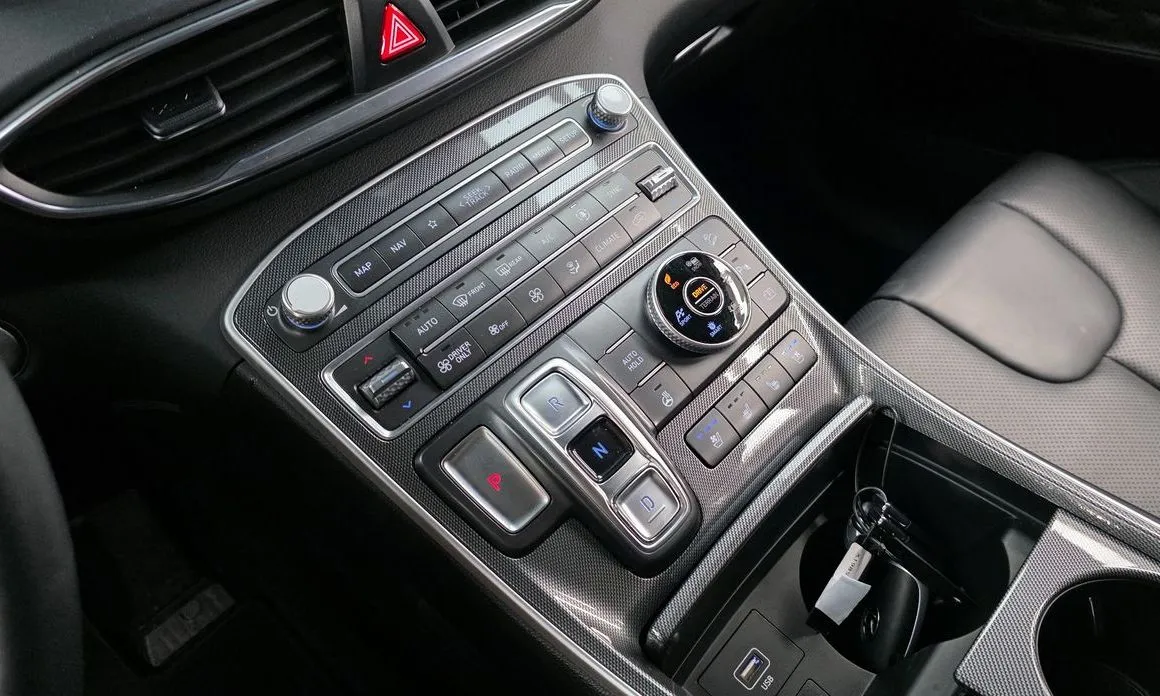 Hyundai Santafe — фото 8