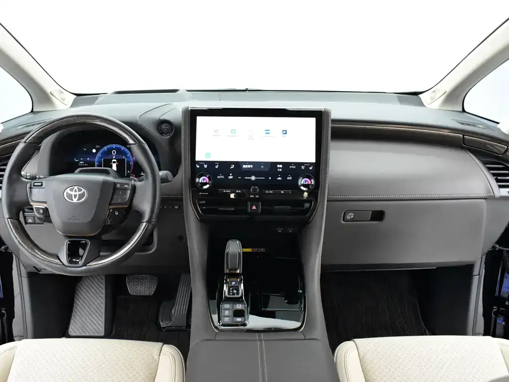 Toyota Alphard — фото 7