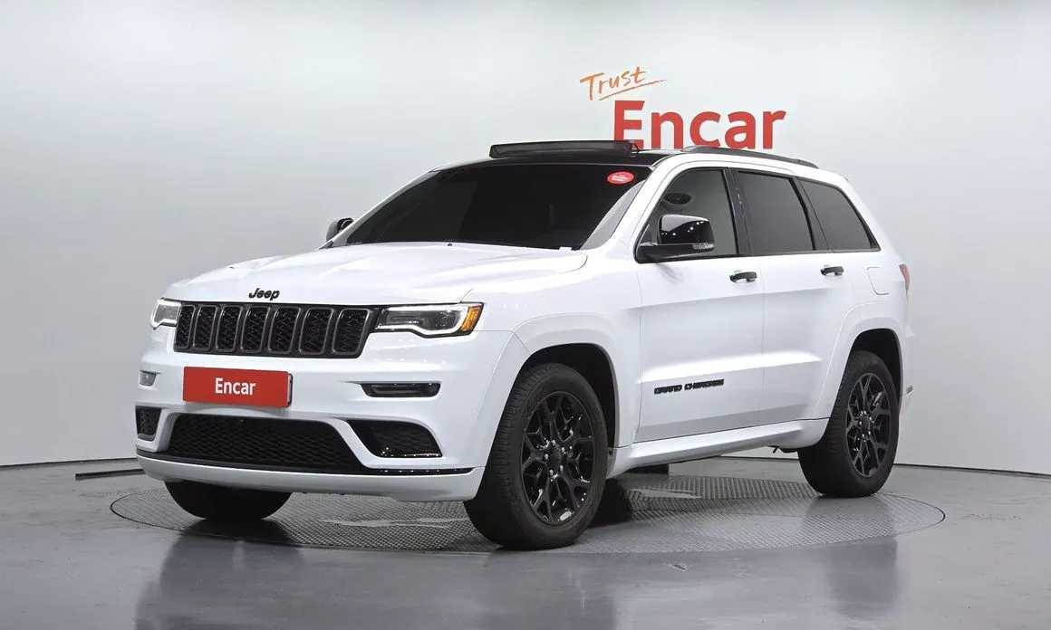 Jeep Cherokee — фото 1