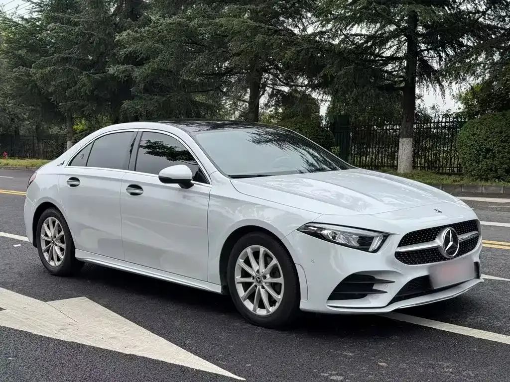 Mercedes-Benz A-Class — фото 10