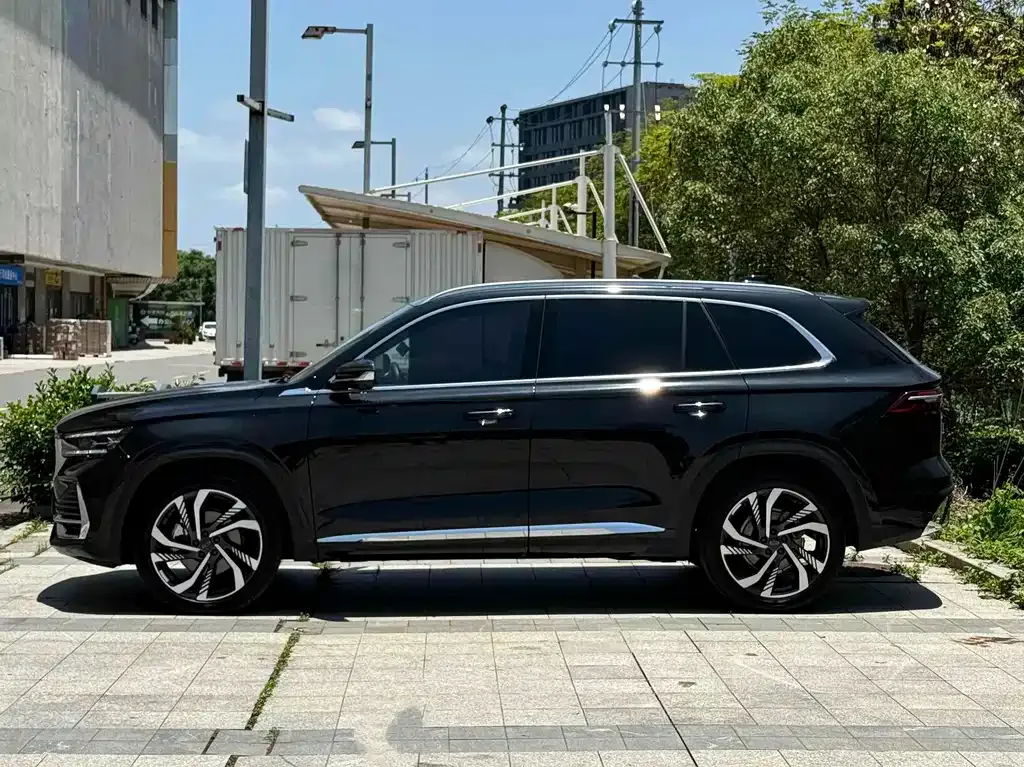 Geely Xingyue L — фото 4