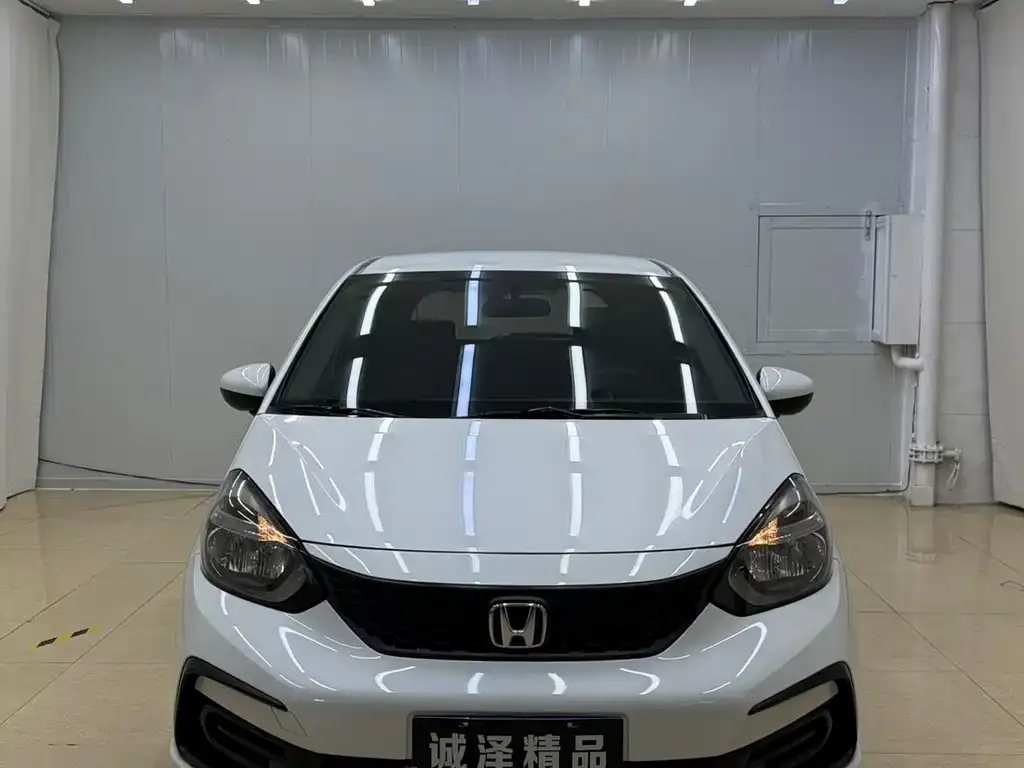 Honda Fit — фото 5