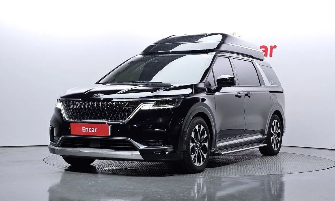 Kia Carnival — фото 1