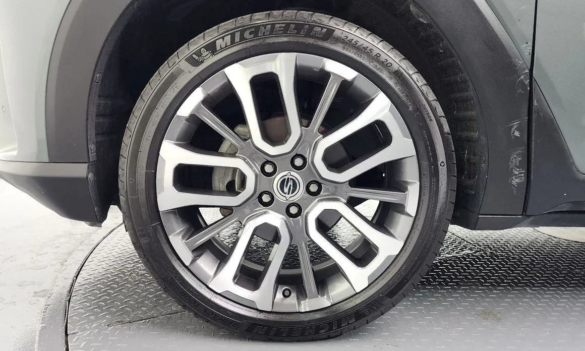 KG Mobility (Ssangyong) Torres — фото 9
