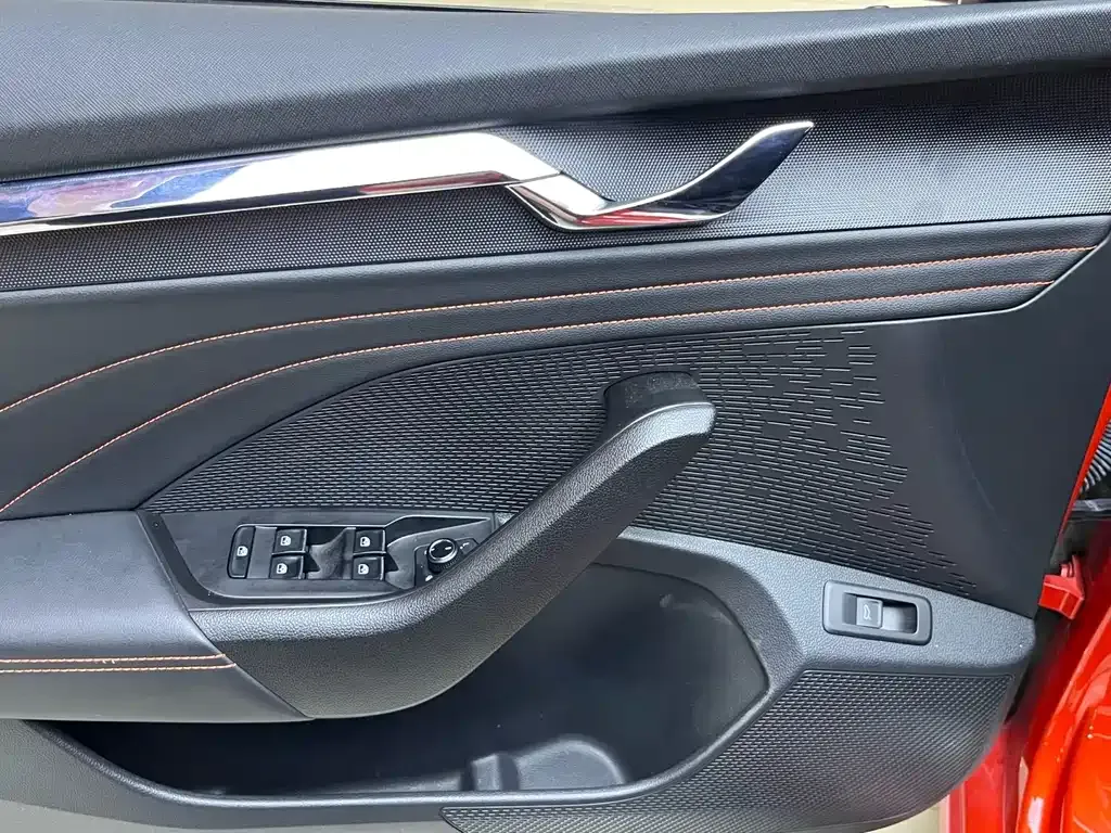 Skoda Octavia — фото 9