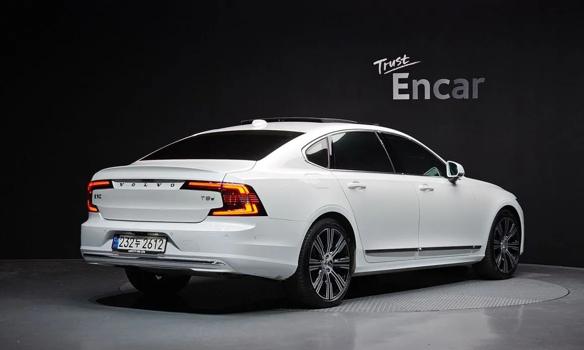 Volvo S90 — фото 4