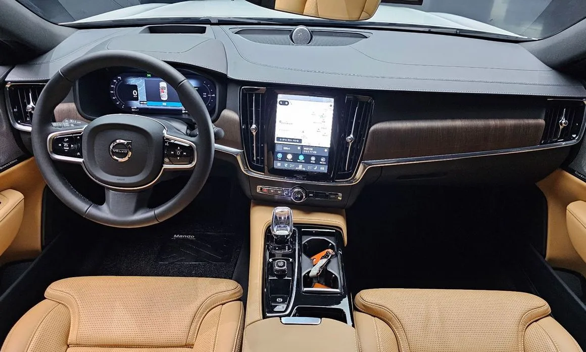 Volvo S90 — фото 10
