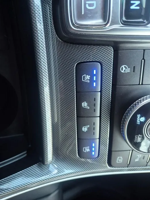 Hyundai Santafe — фото 2