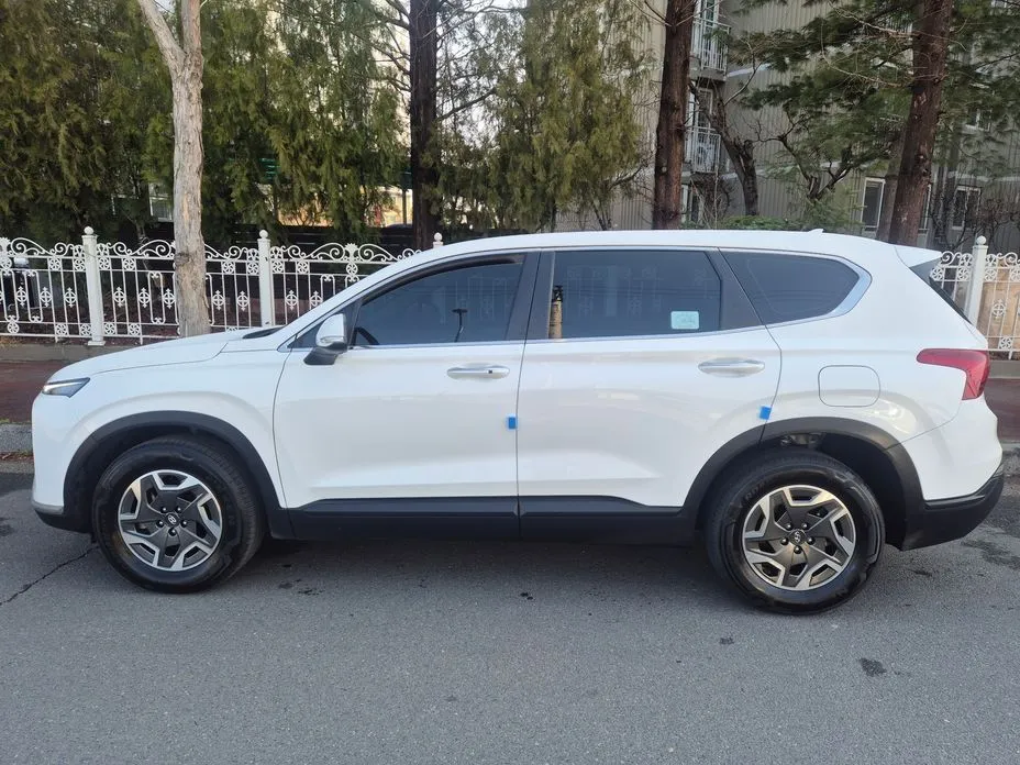 Hyundai Santafe — фото 8